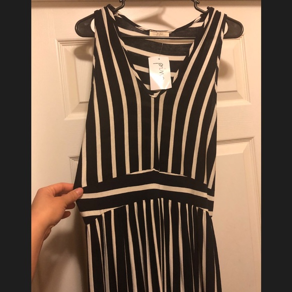 Beautiful long striped maxi dress size:XL😍❤️ - Picture 2 of 6